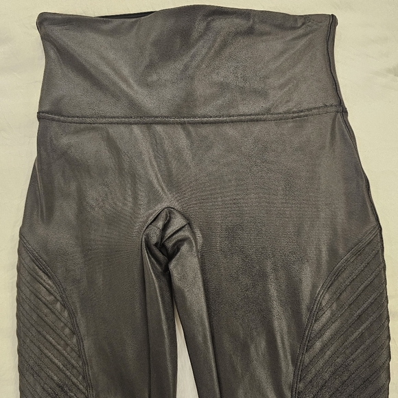 Spanx Black Faux Leather Moto Leggings MEDIUM - Picture 5 of 13